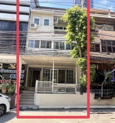 ให้เช่าโฮมออฟฟิศ 4 ชั้น ถนนทวีมิตร พระราม 9 ซอย 7 ใกล้แยก อสมท