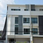 ให้เช่าทาวน์โฮม Home Office Luxury ย่านลาดพร้าว-วังหิน ใกล้ BTS เ