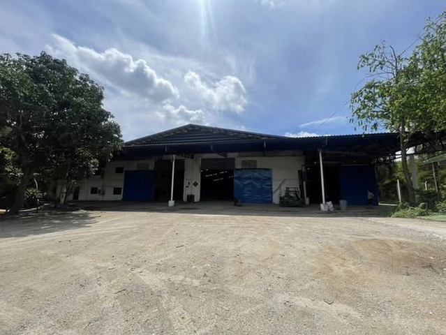 โรงงานให้เช่า หรือ จะเช่าทำเป็นโกดังเก็บสินค้าอยู่