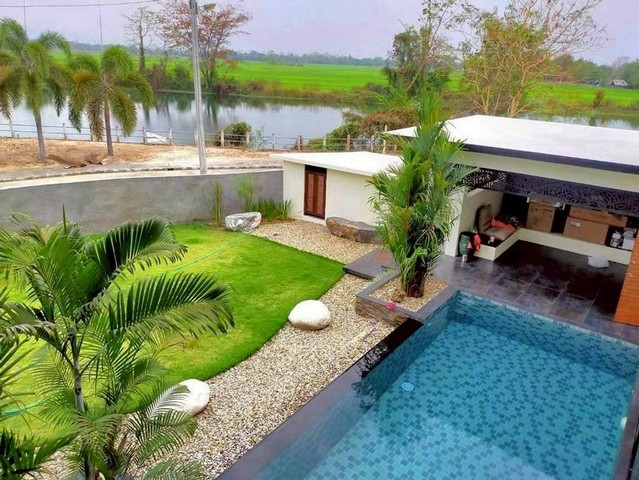 Luxury Pool Villa วิวทุ่งนา วิวดอย ดอยสะเก็ด