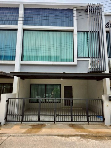 ทาวน์โฮม 2 ชั้น ตกแต่งครบ เฟอนิเจอร์ครบ เดินทางสะดวก สันทราย