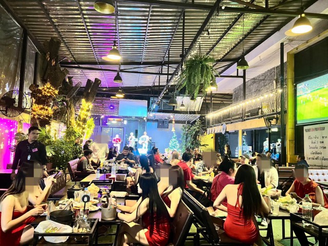 เซ้งเลาท์ คาราโอเกะ ย่านประชาชื่น รองรับลูกค้าได้ 200 ท่าน