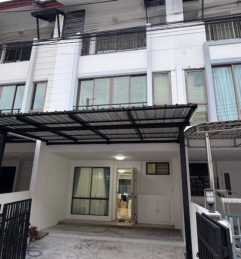 BH4138 ให้เช่าทาวน์โฮม 3ชั้น The Private สุขุมวิท-บางจาก ใกล้BTSบ