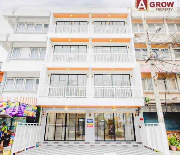 ขายอาคารพาณิชย์ 4 ชั้น 2 คูหา บางกะปิ สามารถเปิดบริษัทได้สบายๆ