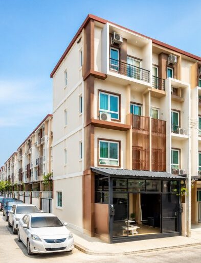 ทำเลอ่อนนุช-ลาดกระบัง 3 นอนใกล้โรบินสัน ลาดกระบัง 300 ม.