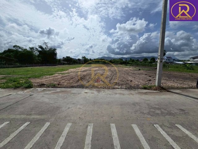 ขายที่ดินแปลงสวย วิวภูเขา 4 ไร่ 40 ตร.ว. ทำเลดี