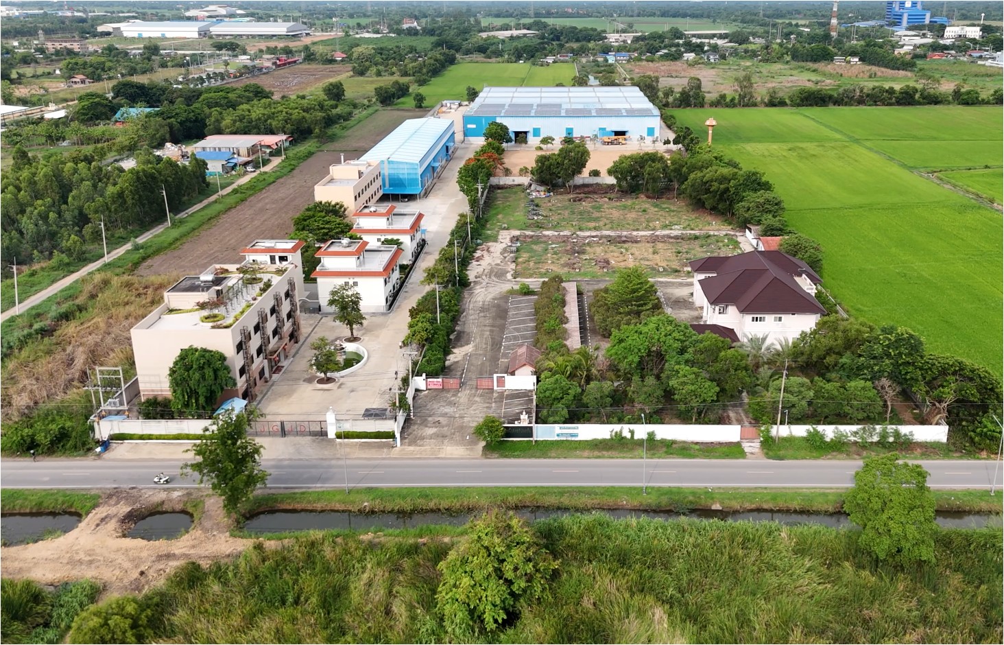 ขายที่ดิน พร้อมอาคารสำนักงาน 8 ไร่ 20 ตรว. อ.วังน้อย จ.อยุธยา