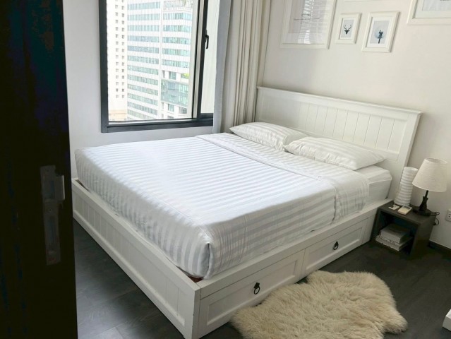 Edge Sukhumvit 23 Safe Peaceful 14th Floor