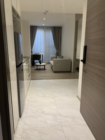 Fynn Asoke Safe Quiet Clean 8th Floor