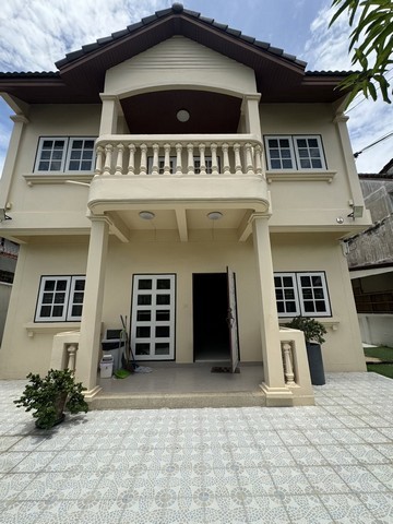 ให้เช่าบ้านเดี่ยวซอย รามคำแห่ง 36ใกล้เดอะมอลล์บางกะปิ