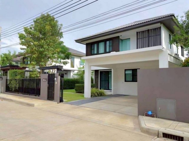 ให้เช่าบ้านเดี่ยว ชั้นมัณฑนา บางนา กม.7 4ห้องนอน 3ห้องน้ำตกแต่งสว