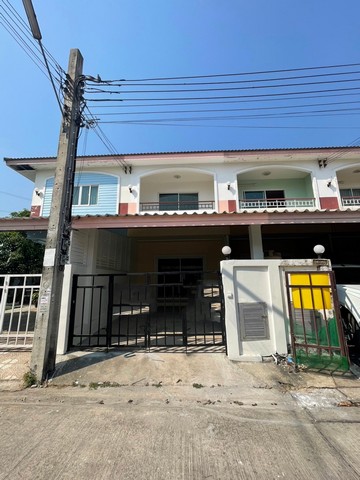 ขายทาวน์เฮ้าส์ 2 ชั้น หมู่บ้าน นนทวีวิลล์ 5(ซอย 16)ถ.มิตรไมตรี กร