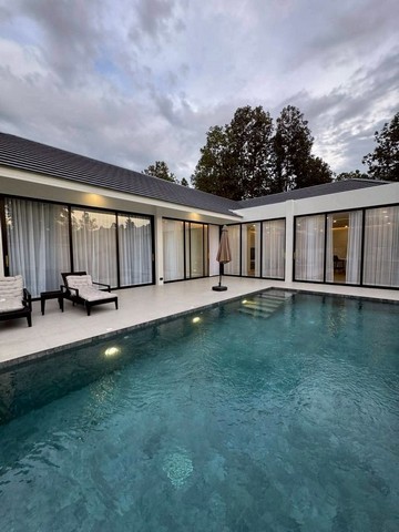 บ้านหรูสร้างใหม่ รายล้อมด้วยธรรมชาติ บรรยากาศเงียบสงบ น้ำแพร่ หาง