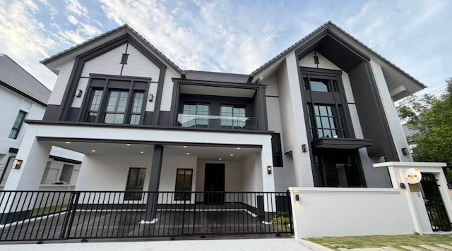 BH4264 ให้เช่าบ้านเดี่ยว The City 2 Bangna บ้านหรู 6 ห้องนอน 580