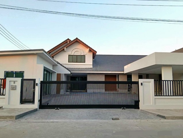 BS1068 ขายบ้านเดี่ยว 2 ชั้น พร้อมโฮมออฟฟิศแยก หมู่บ้านเมืองเอก 3