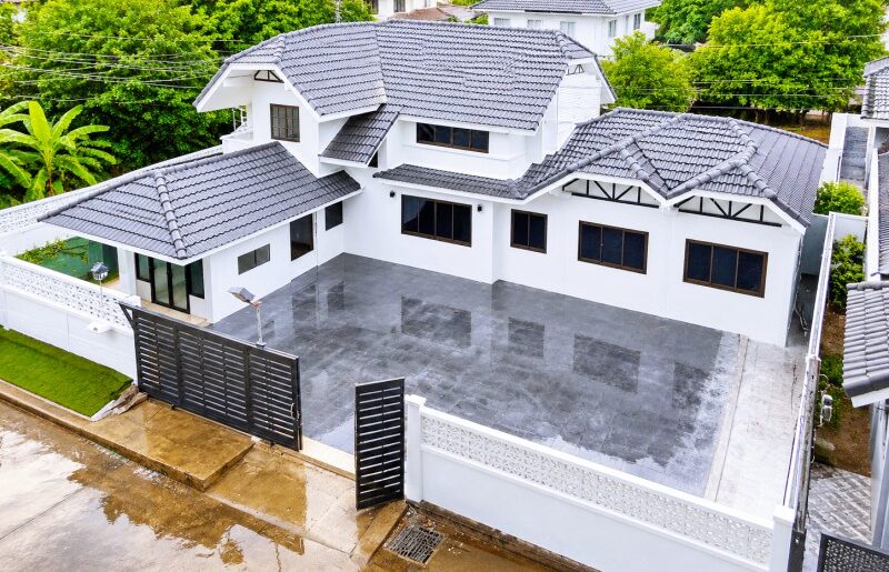 แฮปปี้แลนด์ หลังใหญ่ 8นอน คฤหาสน์ ฝึกสุนัขได้ NIDA โลตัสบางกะปิ