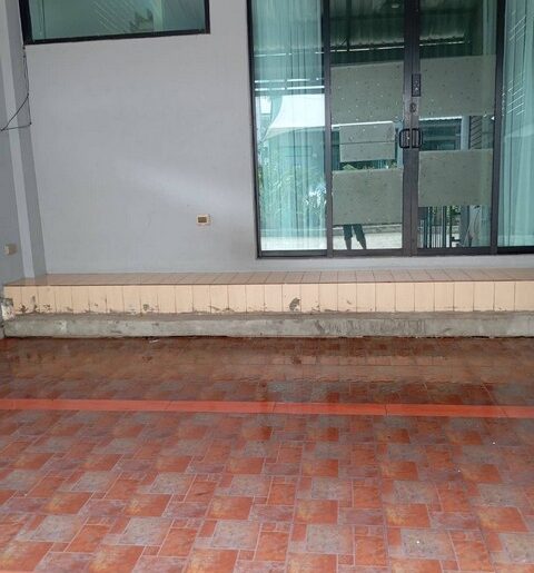 ให้เช่าทาวน์โฮม 3 ชั้น 3 นอน Eco Space Bangna (อีโค สเปซ บางนา)