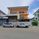 ขายโกดัง/โรงงาน 3 ชั้น พร้อม Home Officeและที่พักอาศัย เลิศจังแฟค