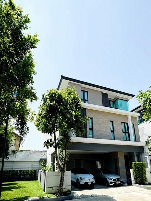 ให้เช่าบ้าน 3 ชั้น เดอะ ซิตี้ เอกมัย-ลาดพร้าว ใกล้ รร.บดินทรเดชา