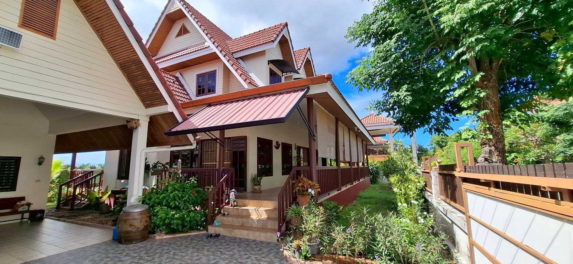บ้าน 122.6 ตรว. หมู่บ้านศรีสุข 1 ตำบลพลา อำเภอบ้านฉาง จังหวัดระย