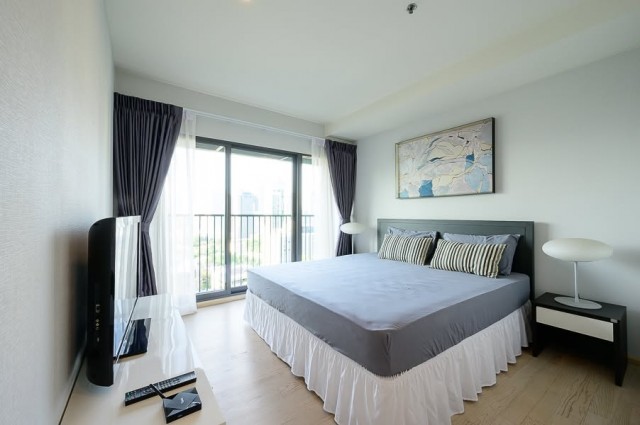 Noble Remix privacy 17th floor BTS Thonglor