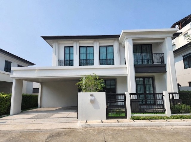 BH4304 ขายและให้เช่าบ้านเดี่ยวหรู **เศรษฐสิริ บางนา–สุวรรณภูมิ**