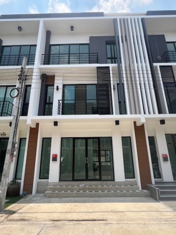 BH3470 ให้เช่าโฮมออฟฟิศ 3.5 ชั้น หมู่บ้าน Silk Town Saimai สายไหม