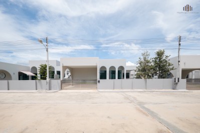 บ้านพลูวิลล่าทำเลหน้าสวนใกล้หาดชะอำ โครงการรีวา เรสซิเดนซ์ ชะอำ