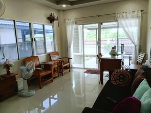 ขาย บ้านเดี่ยว ใกล้เมืองเชียงใหม่ ถูกกว่าโครงการใกล้เคียง ใกล้เมืองเชียงใหม่ ใกล้สนามบินเพียง15-20นาที บ้านใหม่สร้างเสร็จพร้อมอยู่สารภี